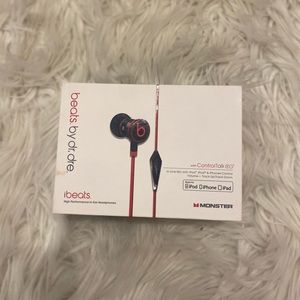 Monster Beats By Dre Ibeats in Ear Headphones with Controltalk